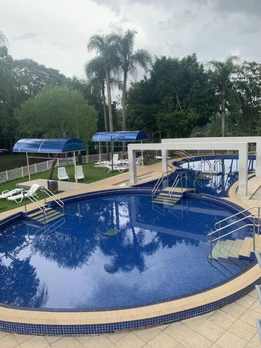 Lindo Apto Novo Na Avenida, Climatizado E Aconchegante Piratuba Exterior photo