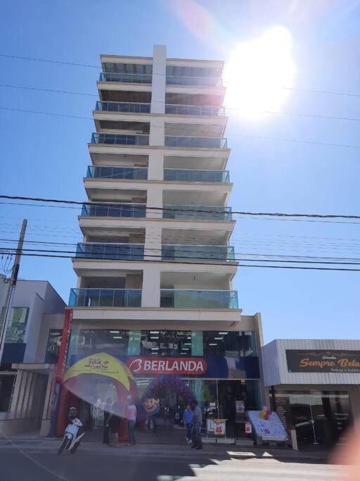 Lindo Apto Novo Na Avenida, Climatizado E Aconchegante Piratuba Exterior photo